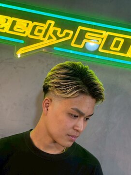 グリーディーフォックス 代々木(Greedy FOX) 波巻き/ハイライト/マッシュパーマ/ウルフ[シェービング]