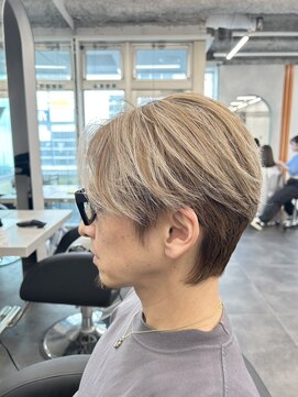 エイト 立川店(EIGHT) ☆ヨーロピアンベージュ☆