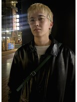 ヘアーデザイン アルエ(HAIR×design ARUE) 下ろしスパイキーショート×抜きっぱなしブロンド