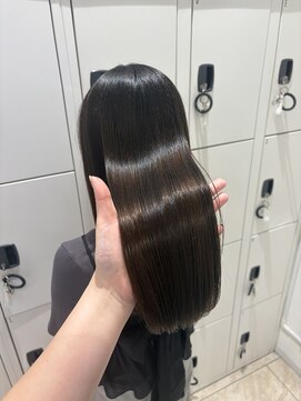 ケンジ 平塚 アネッタ(KENJE annetta) 艶髪/髪質改善/Aujuaトリートメント