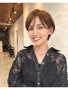 ダム(DaM) ナチュラルボブ前髪ありイメチェン20代30代40代ショートボブ３