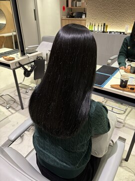 ヨキ(yoki.) ブルーブラック◎地毛風カラー◎髪質改善