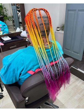 イト(ito) 派手髪レインボーブレイズスキンフェード女子特殊ヘアHIRO