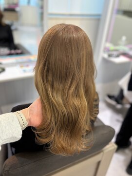 エルサザリープ 三宮(Elsa the leap) 【ブリーチカラー/ダブルカラー】ヘーゼルベージュベージュ