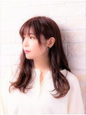 毛先パーマの黒髪ウォーターフォールにことりベージュハイライト