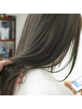 ヌード(nude) オリーブグレージュ