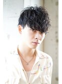 古着が似合う　ツイスパ　ツイストスパイラル　前下がりマッシュ