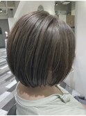 セクションカラー/グラデーションカラー/ペールベージュ/秋葉原