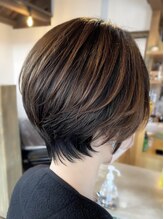 リアン(Lien) 大人可愛い丸みショートくびれショート/絶壁解消