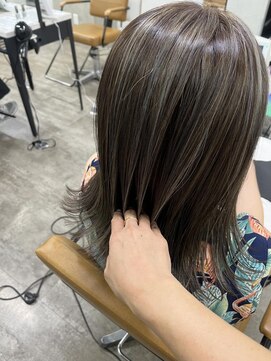 プライズ アイリス 池袋東口店(prize Iris) 白髪ぼかしハイライトイルミナカラー池袋