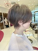 30代40代丸みショートヘア