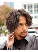 メンズミディアムパーママッシュウルフカット波巻きスパイラル