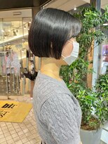ヘアーアンドメイク ビス(HAIR&MAKE bis)&nbsp;さっぱり/リップラインボブ/パッツンボブ【黒田あさみ】