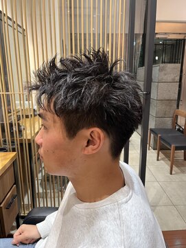 ヒマル 学芸大学(Himaru) スパイキーショート