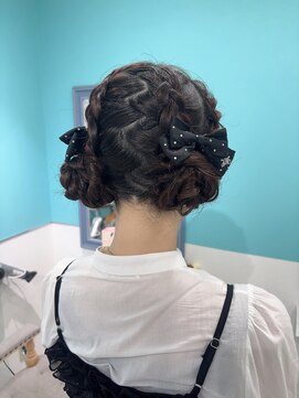 ドットハリス(.Hallis) ツインおだんご 編み込み ブラウンカラー