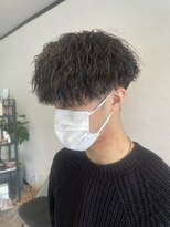 コウ(Kou)&nbsp;「Kou(コウ)」#縦落ちツイストスパイラルパーマ