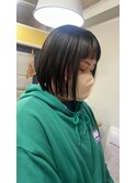 オン眉ボブ
