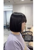 大人気 パツッと顎下平行ボブ