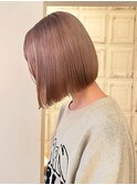 ボブ　ミニボブ　切りっぱなし　ミルクティーベージュ　10代20代