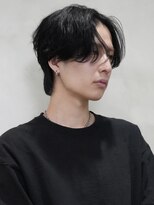 柔らかさとラフさの絶妙バランス。影感ヘア