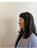 くせ毛を楽しむレイヤーロング　NYドライカット