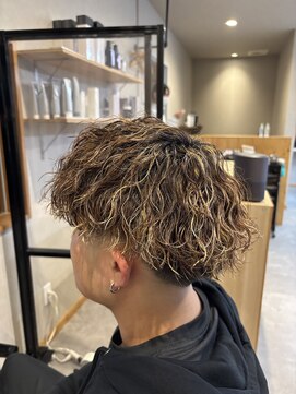 ノーマ(no-ma) 波巻きパーマハイライト