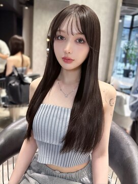 シティ(CITY) 韓国ヘア　レイヤーカット　顔まわりカット　グレージュ