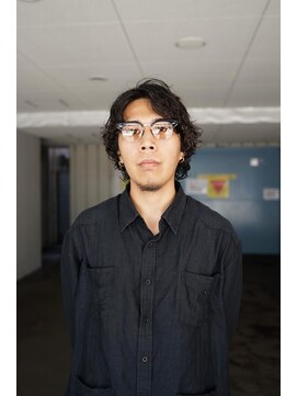 ミューズ バイ ケンジ(MUSE by KENJE) スパイラルパーマ／サーフカール／平塚美容夏