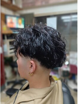 ヘアーサロンナガタの写真/リピーター多数！長与でメンズパーマなら「ナガタ」。トレンド×似合わせで自分史上最高のカッコいいを。