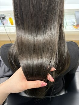 ピカ イチ 八代本店(pikA icHi)の写真/オージュアソムリエ在籍◎豊富な薬剤からカスタマイズし、髪質・悩みに合わせ、うるツヤ髪へ導く♪