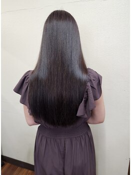 ヤスオカ美容室の写真/頭皮と髪の健康を考えた厳選カラー！お肌に優しいノンジアミンカラーと100％ヘナカラー◎