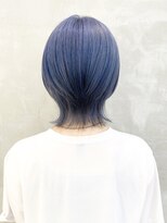 ダブルトーキョー シブヤ(W-TOKYO SHIBUYA)&nbsp;ショートウルフカットハイトーンブリーチブルーカラーリタッチ