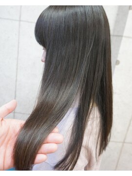 ヘアテリア リュウ 大塚(hair teria ryu) 【Bf→Af】表面艶出し矯正/ヴァリジョアTR/赤み除去カラー