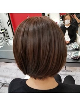 マニクレアーレ 北千住店(mani CREARE) 束感ボブスタイル