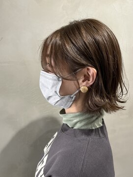 リンダイーロ(Linda Hiro) 【札幌円山 イルミナカラー/ニュアンスボブ/フェザーバング】