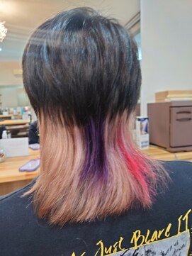 アグー(Aguu) ウルフとインナーカラー