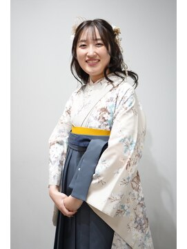 チェロ(CHERO) 卒業式★ヘアアレンジ&メイク&着付け