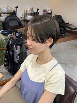 ジル ヘアデザイン ナンバ(JILL Hair Design NAMBA) アンニュイなハンサムショート♪/抜け感/うざバング