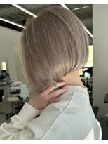 エゴル ナゴヤサカエ(ENGOL NAGOYA SAKAE)&nbsp;保存必須【海外風ハイトーンボブ】ミルクティーベージュ