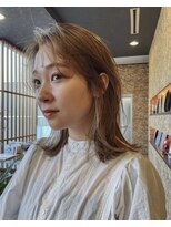 イー(E)&nbsp;柔らかレイヤースタイル