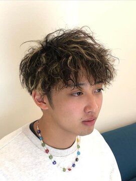バウム ヘアー(Baum Hair) ツイストスパイラル　&  BLハイライト