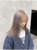 ホワイト寄りシルバーカラー>