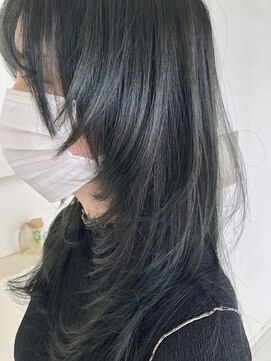 スリーヘアーデザインズ(Three Hair Designs) n