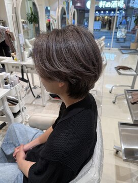 クレア 上大岡(CREA) 白髪ぼかしハイライト縮毛矯正ダブルカラー髪質改善30代40代50代