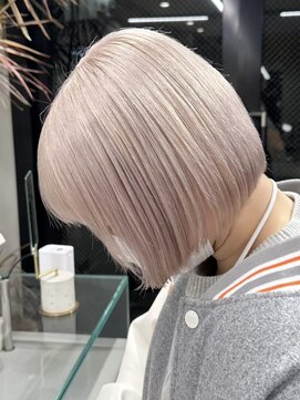 ソル ジングウマエ(SOL JINGUMAE) ハイトーンカラーブリーチペールカラーブロンドシルバーレイヤー