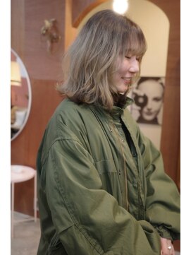 チャプター 問屋町(chapter) 髪質改善ミルクティベージュ外はねボブケアブリーチダブルカラー