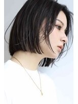 オクユキ(OKUYUKI) 顔周りレイヤー×切りっぱなしボブ
