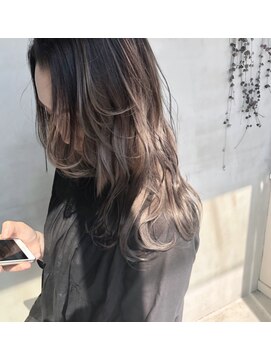 リリ(Riri) ラベンダーグレージュ