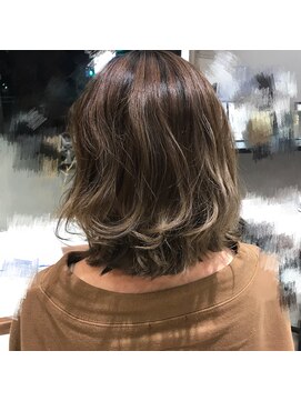 シェル 吉祥寺(shell) バレイヤージュスモーキーアッシュ