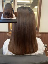エンレイ(enRei)&nbsp;髪質改善うる艶ナチュラルブラウンストレートセミロング